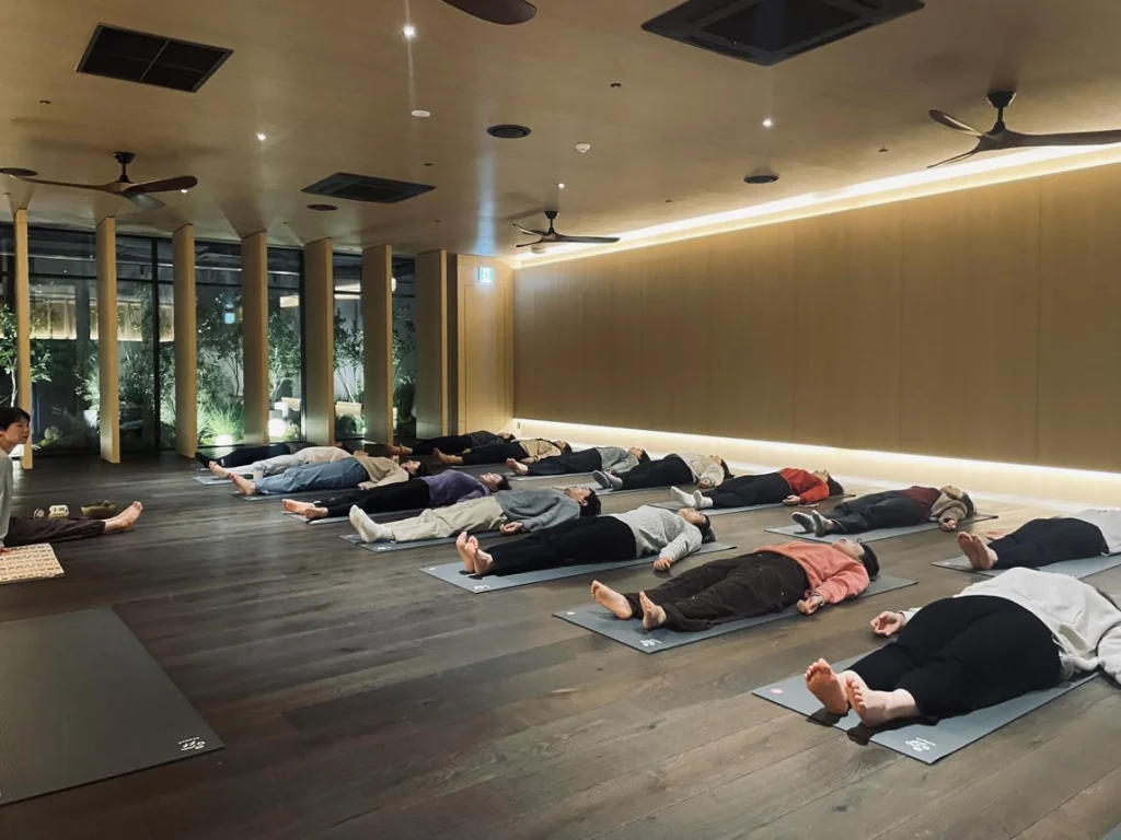 make dimming a priority for different yoga classes